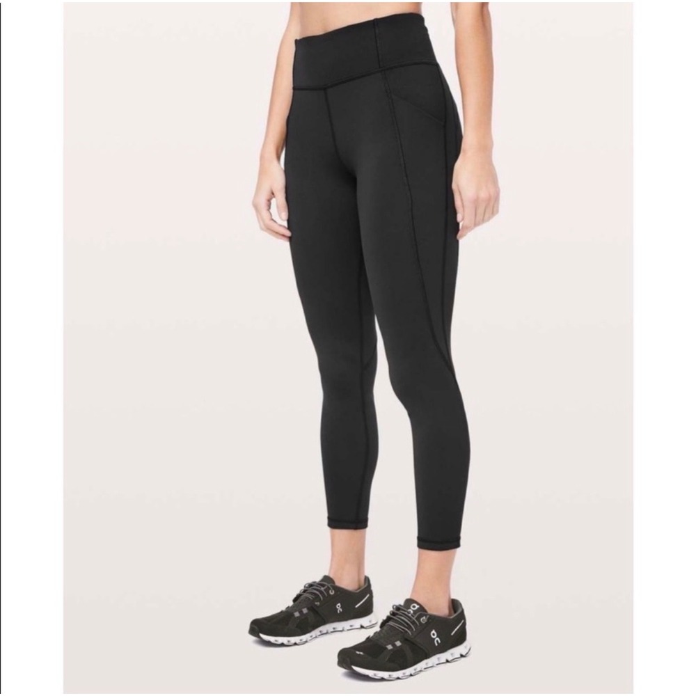 Lululemon Time To Sweat Tight Women 4 Black Excellent Pockets 25 Inch Crop - Picture 2 of 5